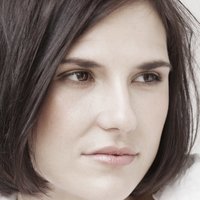 Adele Perovic Nøgen