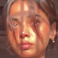 Afr Khan Nøgen