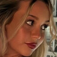 Alarah Riesse Nøgen