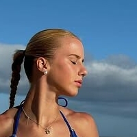 Aleksandra Wr Nøgen