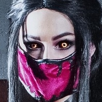 Alena Galan Nøgen