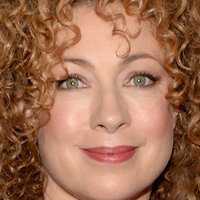 Alex Kingston Nøgen