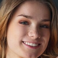 Alice Nekrasova Nøgen