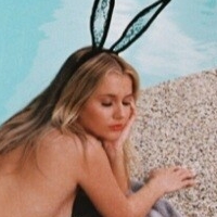 Allyyyrose Nøgen