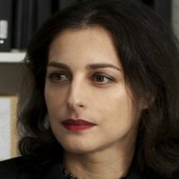 Amira Casar Nøgen