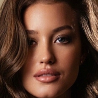 Anastasia Asilkhanova Nøgen