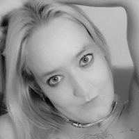 Anja_grebe Nøgen