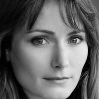 Anna Madeley Nøgen