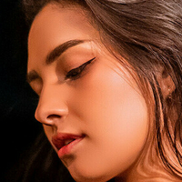 annieguzman Nøgen