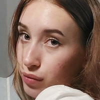 aryayarol Nøgen