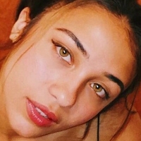 Ash Carillo Nøgen