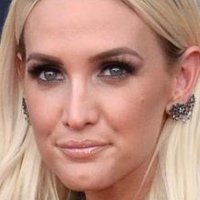 Ashlee Simpson Nøgen