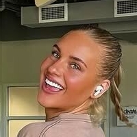 Beth Grotelueschen Nøgen