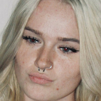 Blake Bloom Nøgen