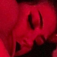 bring_me_kat Nøgen