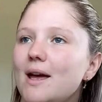 Cait Emily Mazza Nøgen