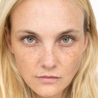 Caroline Trentini Nøgen