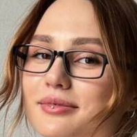 Chloe Winslow Nøgen