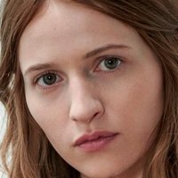 Christa Théret Nøgen