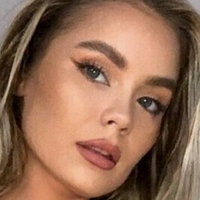 Claire Maclachlan Nøgen