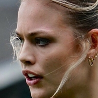 Dayle Dolkens Nøgen