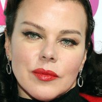 Debi Mazar Nøgen