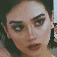 Delfi Peralta Nøgen