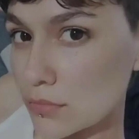 Dolly Flynne Nøgen