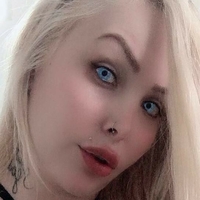 Drianna Peppl Nøgen