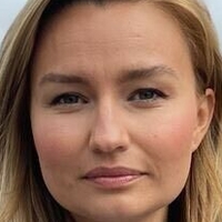 Ebba Busch Nøgen