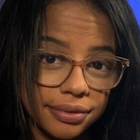 Ella Boo Nøgen