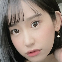 Emi Nishino Nøgen