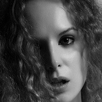 Emily Jezebelle Hamilton Nøgen