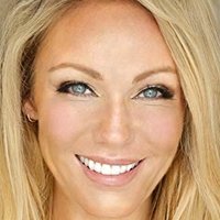 Emily Roche Nøgen