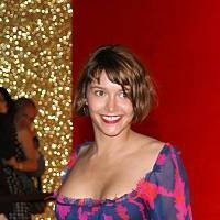 Emma de Caunes Nøgen