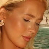 Erika Mayo Nøgen