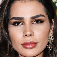 Farah Aziz Nøgen