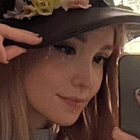Flavia Sayuri Nøgen