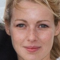 Fleur Lise Heuet Nøgen