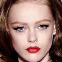 Frida Gustavsson Nøgen