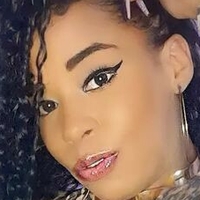 Gabriela Góes Nøgen