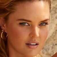 Georgina Burke Nøgen