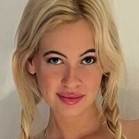 Hannah Siegel Nøgen