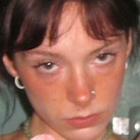 Holly Humberstone Nøgen