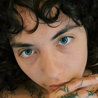 Indigo De Souza Nøgen