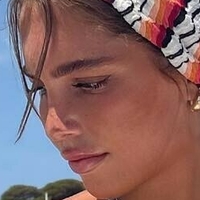 Ingrid Repaci Nøgen