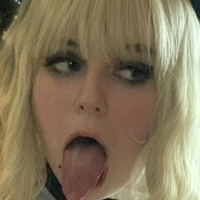 invader.jade Nøgen