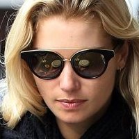 Jessica Hart Nøgen