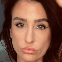 Jessiebelevated Nøgen