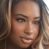 jharionne Nøgen